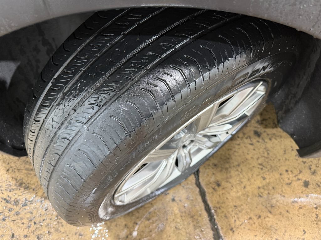Used 2019 Cadillac XT4 Premium Luxury FWD image 10