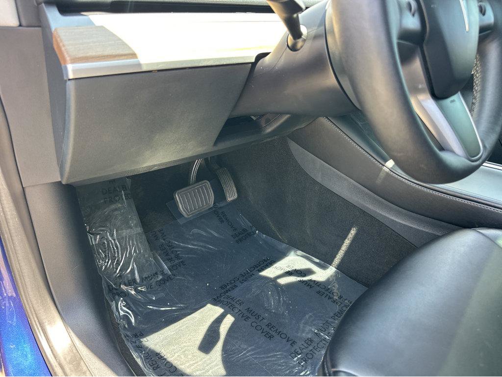 Used 2023 Tesla Model 3 Standard Range RWD image 28