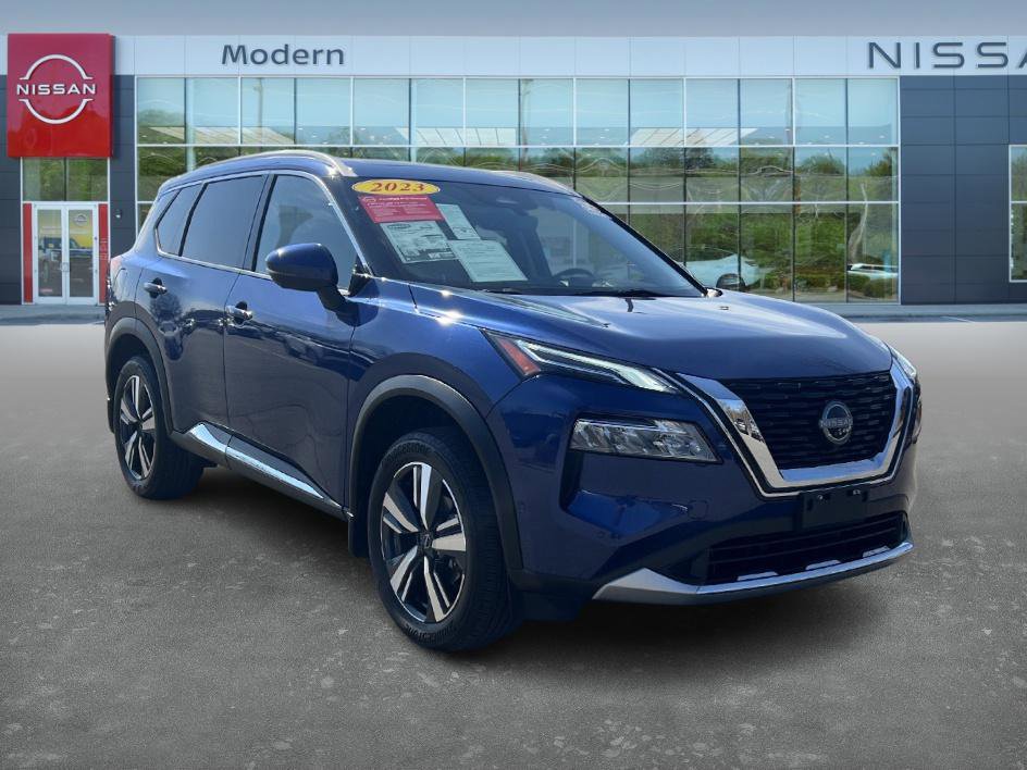Certified 2023 Nissan Rogue Platinum image 3