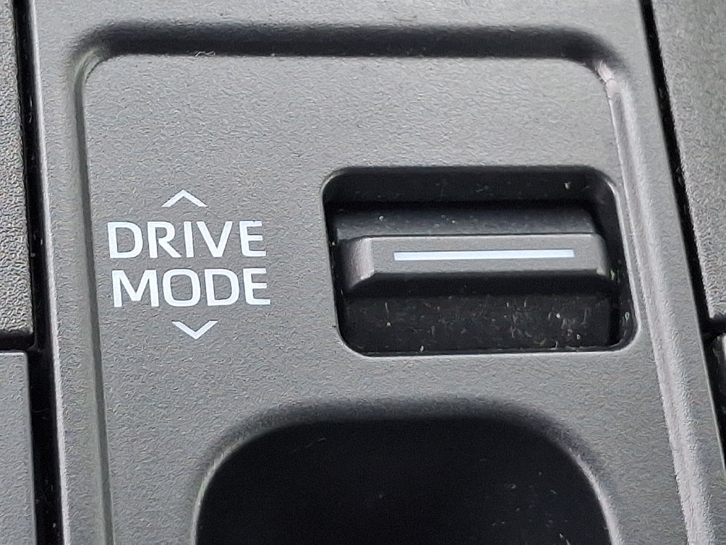 Certified 2024 Toyota Prius XLE FWD image 23