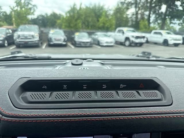 Used 2025 Ford Bronco Raptor w/ Interior Carbon Fiber Pack AWD/4WD image 26