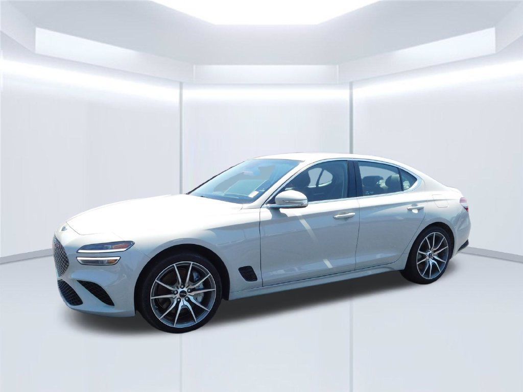 Used 2025 Genesis G70 2.5T AWD/4WD image 7