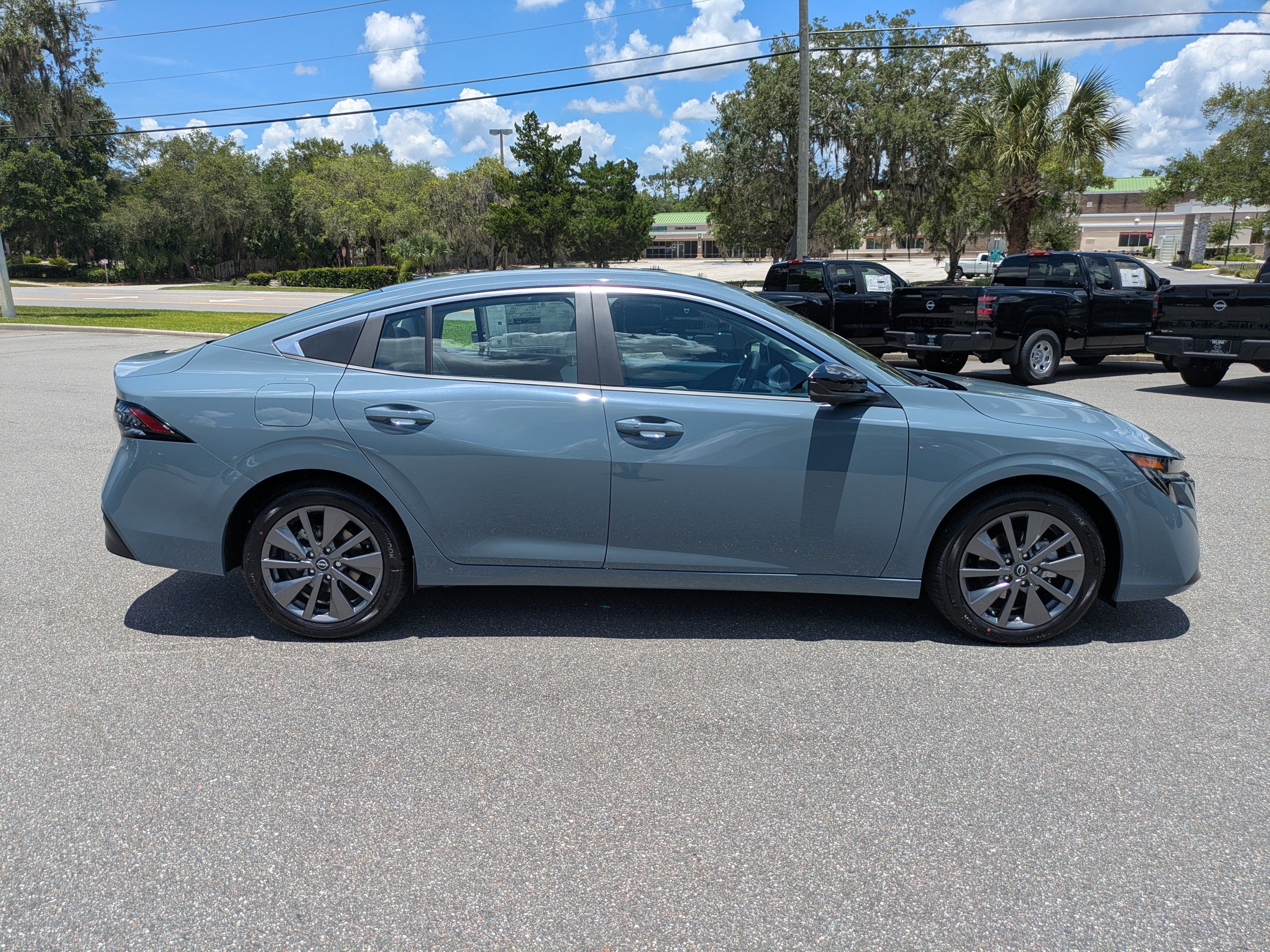 New 2026 Nissan Sentra SL w/ Floor Mat Package FWD image 4