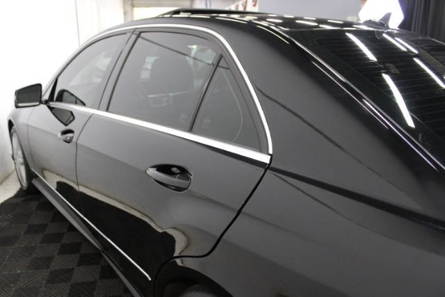 Used 2010 Mercedes-Benz E 550 Sedan w/ Premium 1 Pkg image 8