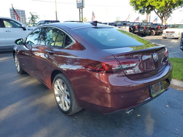 Used 2019 Buick Regal Avenir w/ Driver Confidence Package II FWD image 3
