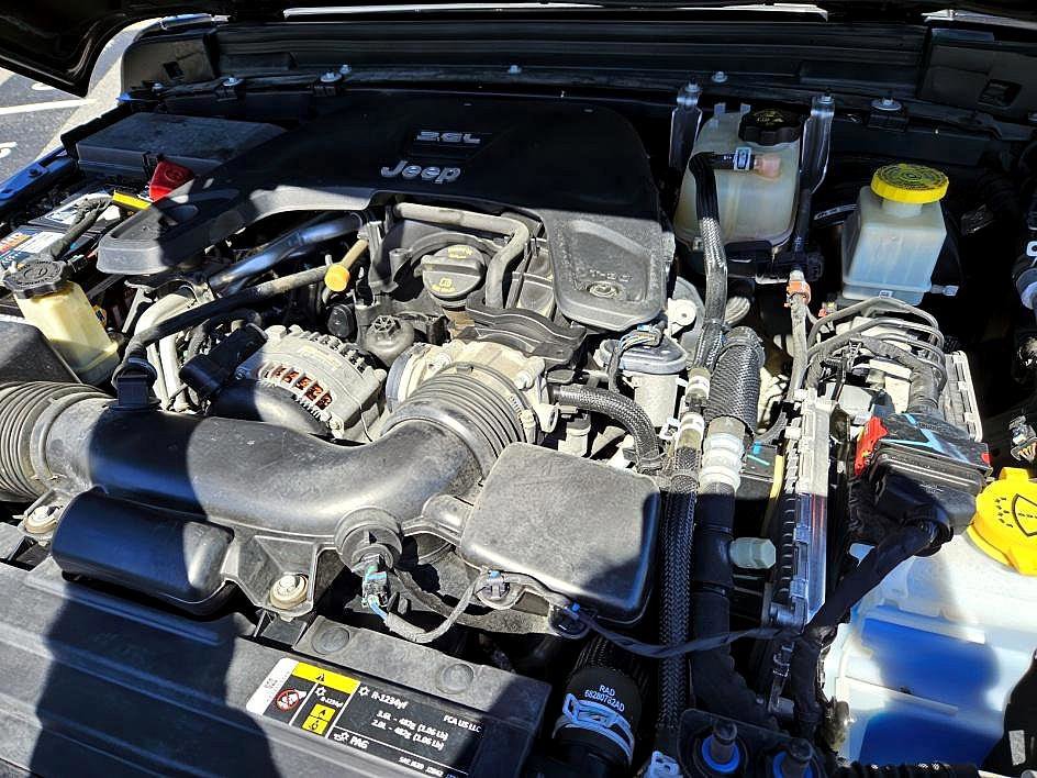Used 2020 Jeep Gladiator Rubicon image 17