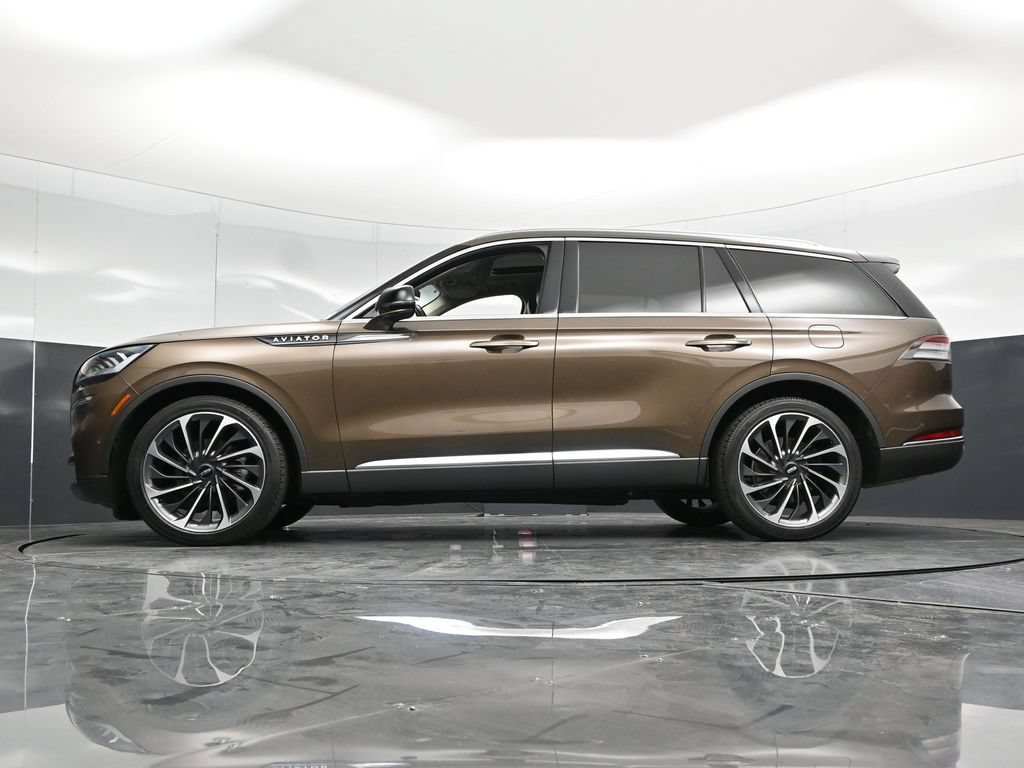 Used 2022 Lincoln Aviator Reserve w/ Equipment Group 201A AWD/4WD image 60