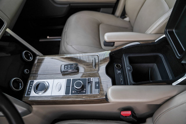 Used 2019 Land Rover Range Rover Supercharged AWD/4WD image 26