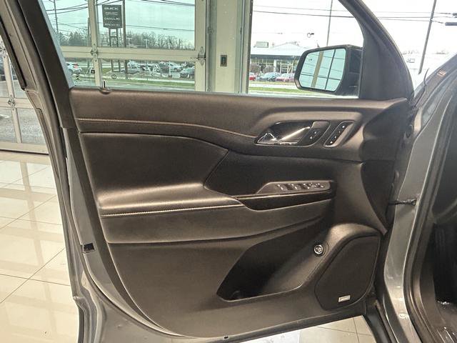 Used 2021 GMC Acadia AT4 w/ Technology Package image 14