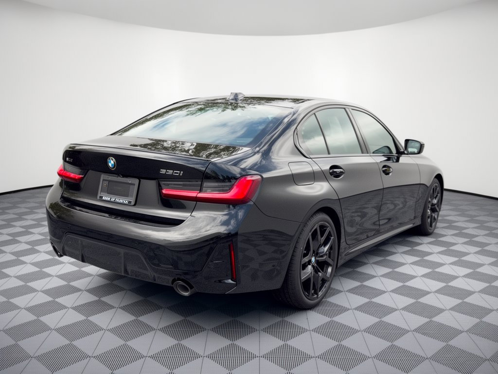 New 2026 BMW 330i xDrive Sedan w/ M Sport Package AWD/4WD image 9