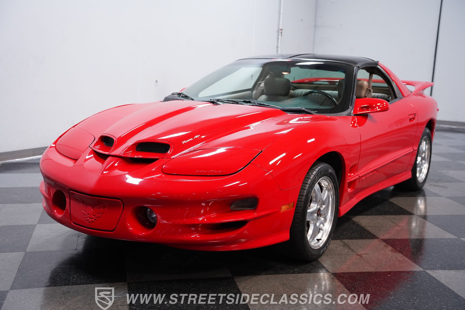 Used 2001 Pontiac Firebird Formula w/ Protection Group RWD image 16