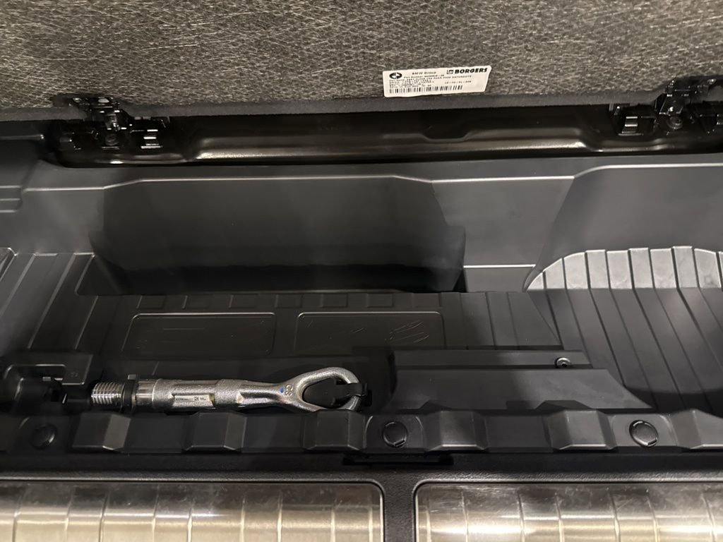 Used 2025 BMW X5 xDrive50e image 57