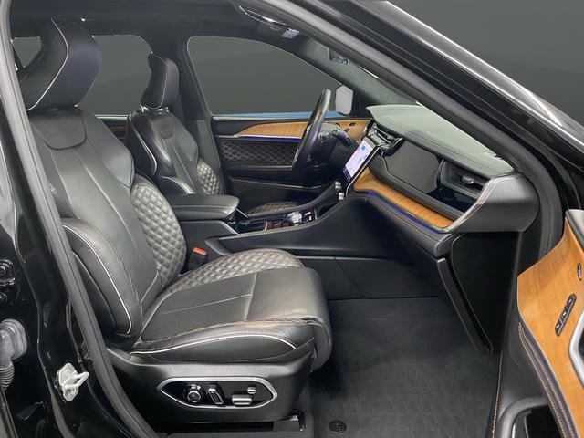 Used 2023 Jeep Grand Cherokee L Summit image 35