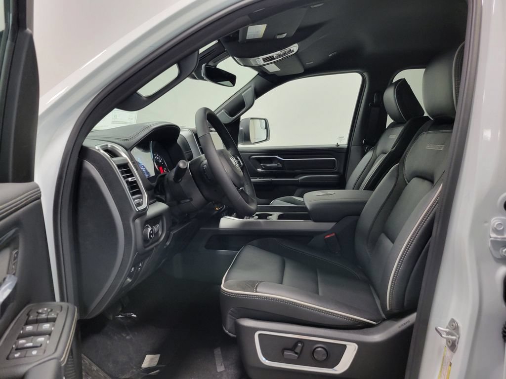 New 2026 RAM 1500 Laramie w/ Night Edition AWD/4WD image 10