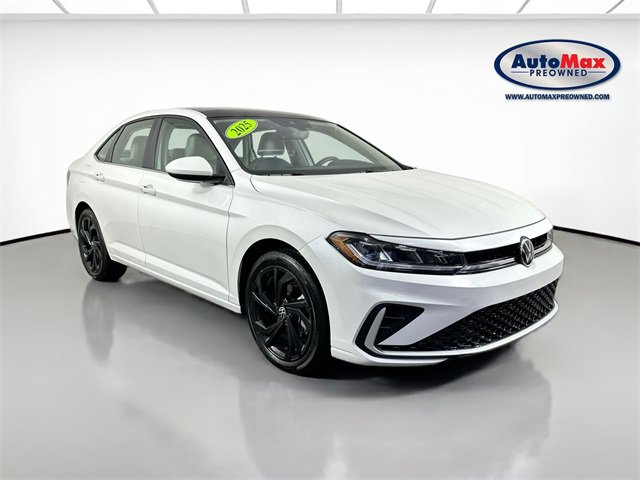 Used 2025 Volkswagen Jetta SE