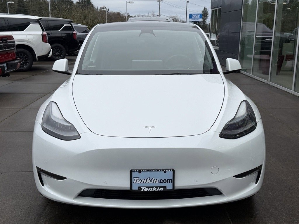 Used 2022 Tesla Model Y Performance image 3