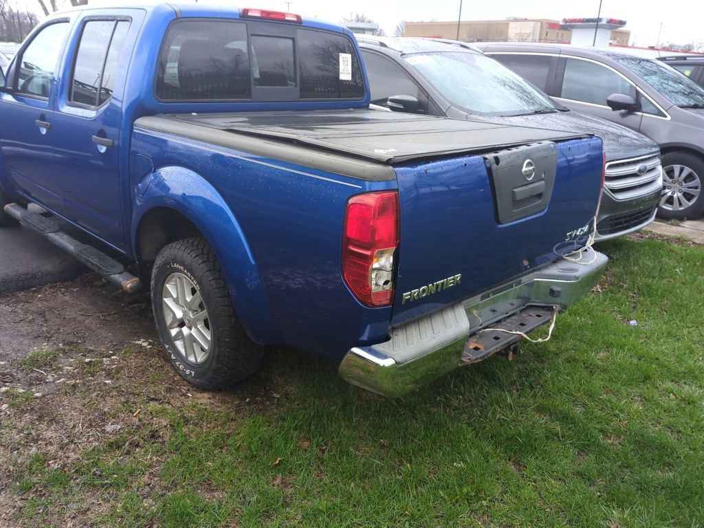 Used 2014 Nissan Frontier SV image 4