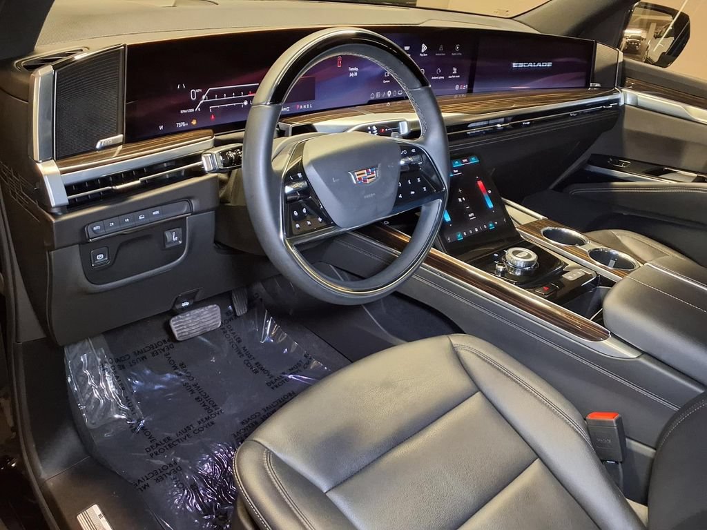 Certified 2025 Cadillac Escalade ESV Luxury AWD/4WD image 25