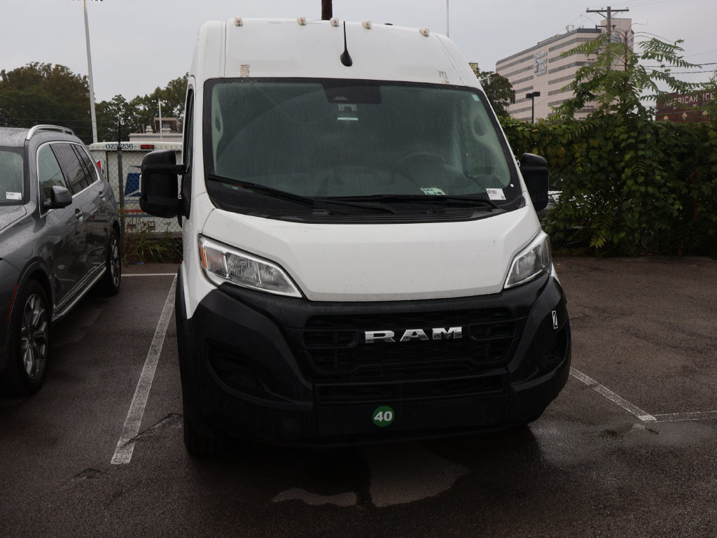 Used 2025 RAM ProMaster 2500 w/ Convenience Group FWD image 5