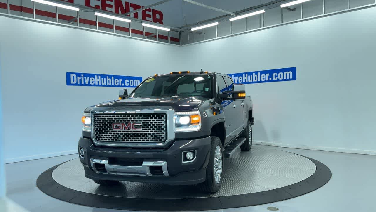 Used 2016 GMC Sierra 2500 Denali w/ Duramax Plus Package AWD/4WD image 6