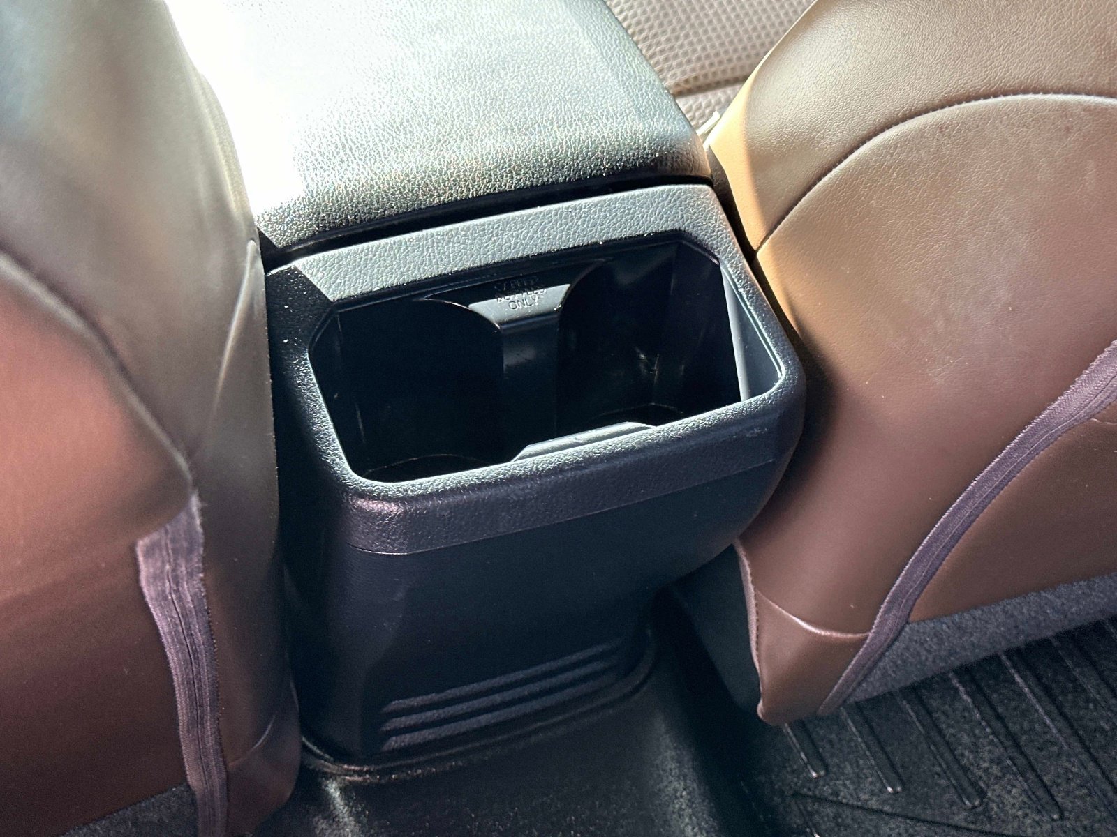 Used 2017 Toyota Tacoma Limited image 13