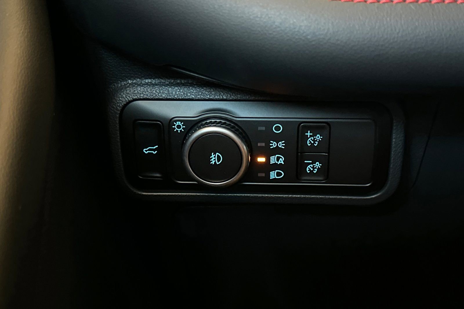 New 2025 Ford Explorer ST w/ Sun And Sound Package image 28