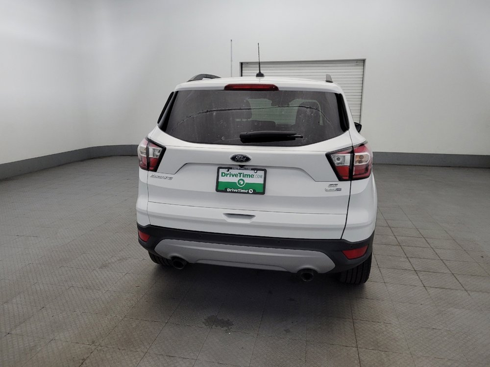 Used 2017 Ford Escape SE w/ Equipment Group 201A image 6