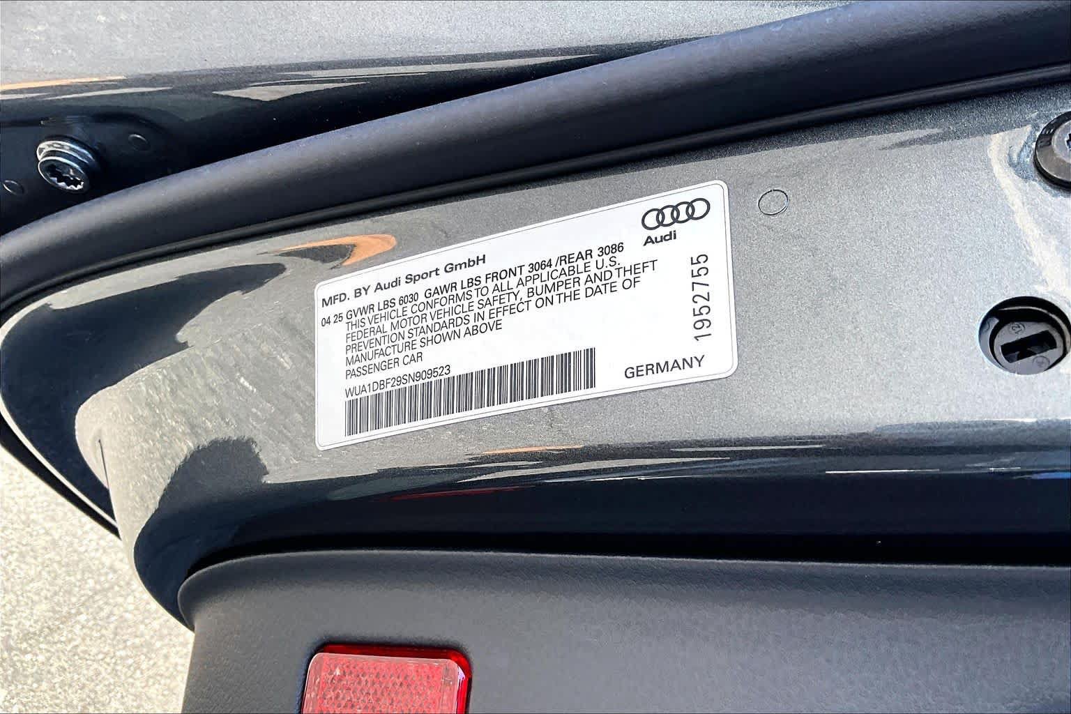 Used 2025 Audi RS 6 performance AWD/4WD image 36