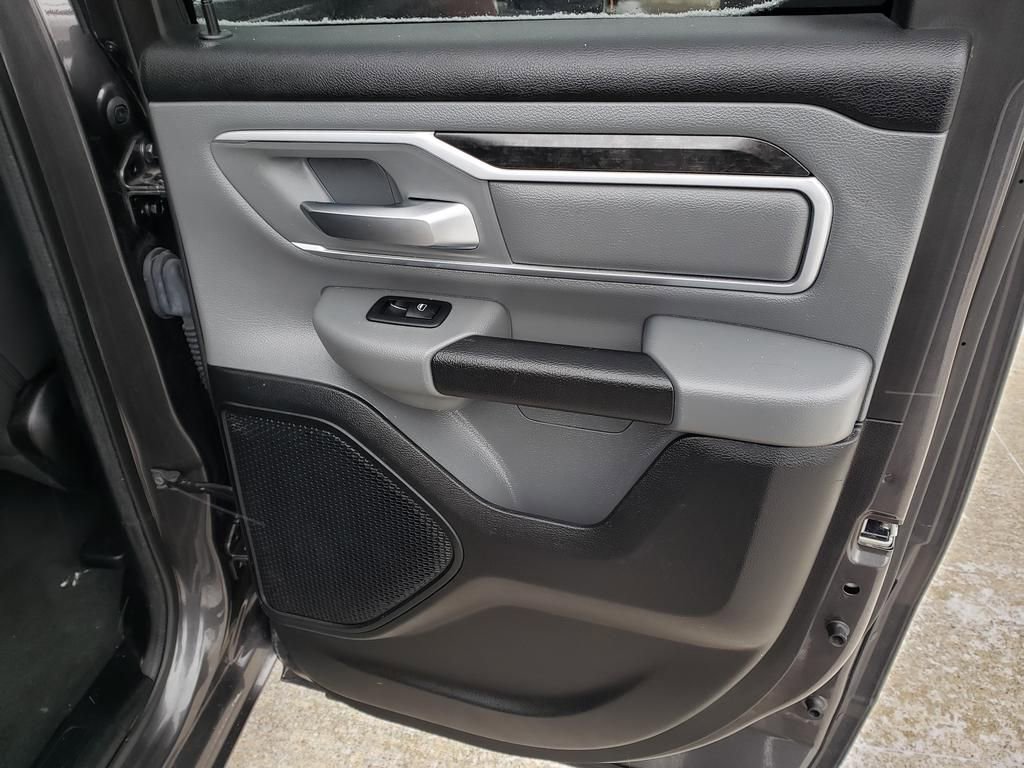 Used 2020 RAM 1500 Big Horn AWD/4WD image 23