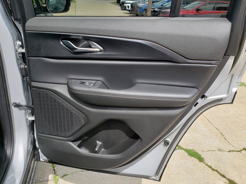 New 2025 Jeep Grand Cherokee 4WD image 19