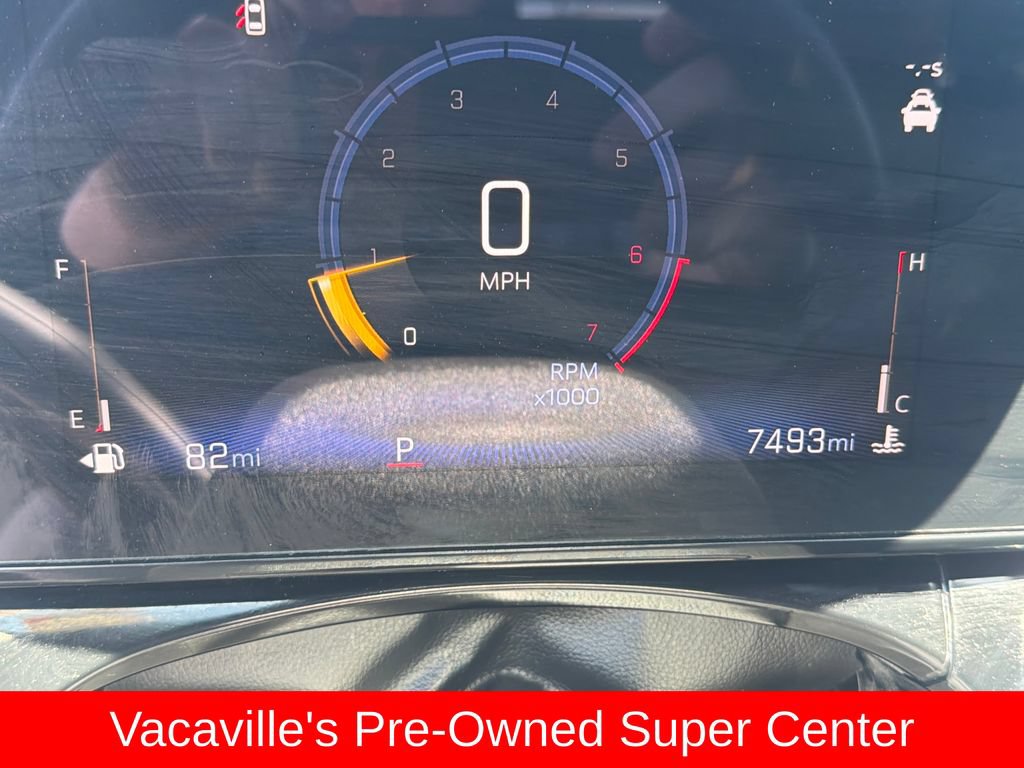 Used 2025 Chevrolet Trax RS w/ Sunroof Package FWD image 16