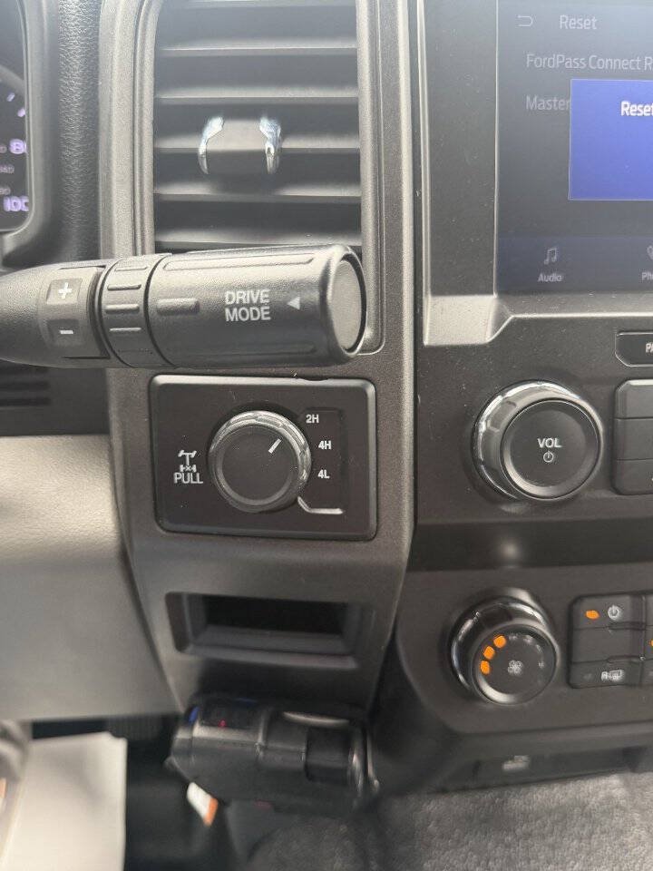Used 2022 Ford F250 XL w/ Power Equipment Group AWD/4WD image 18