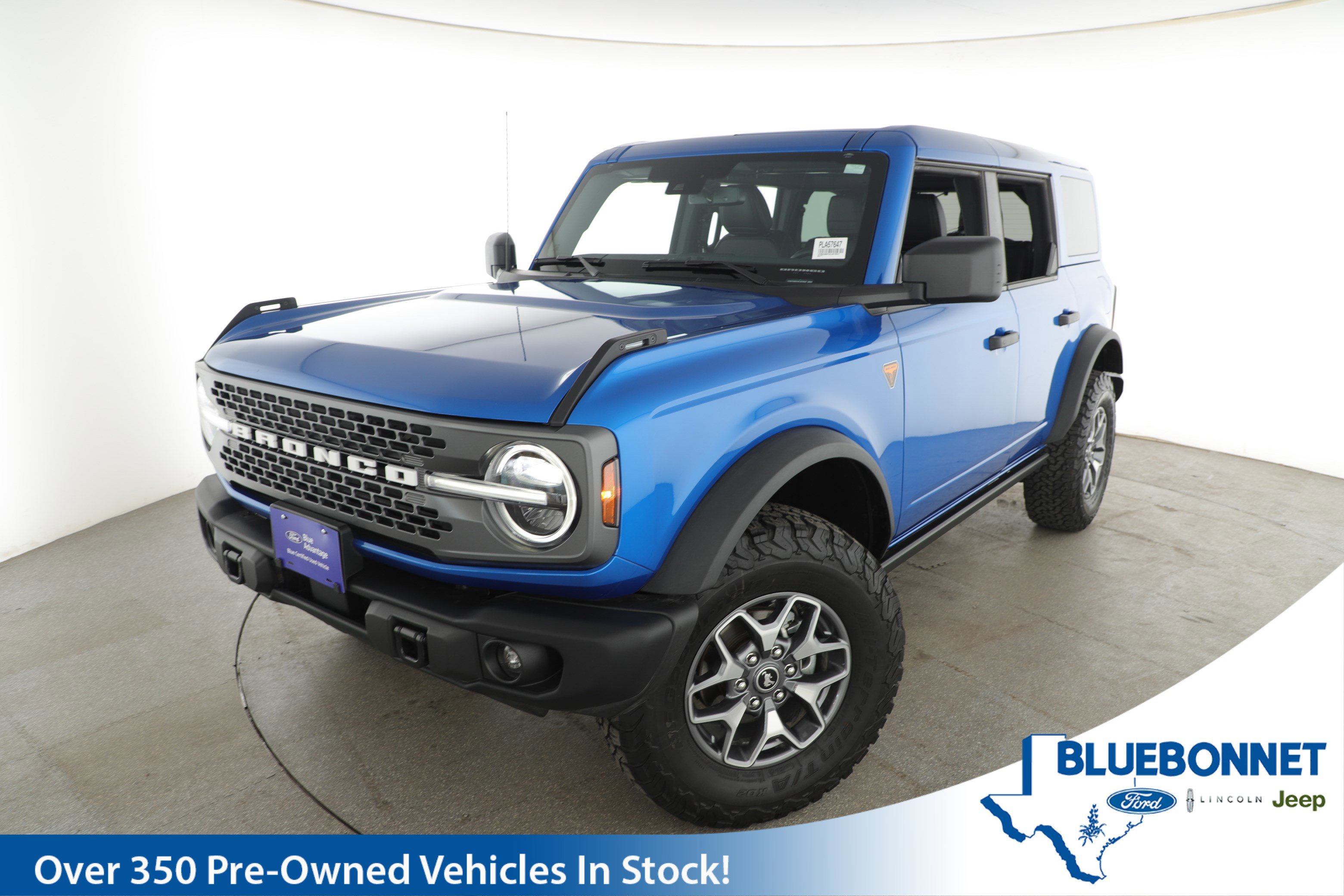 Used 2025 Ford Bronco Badlands image 1