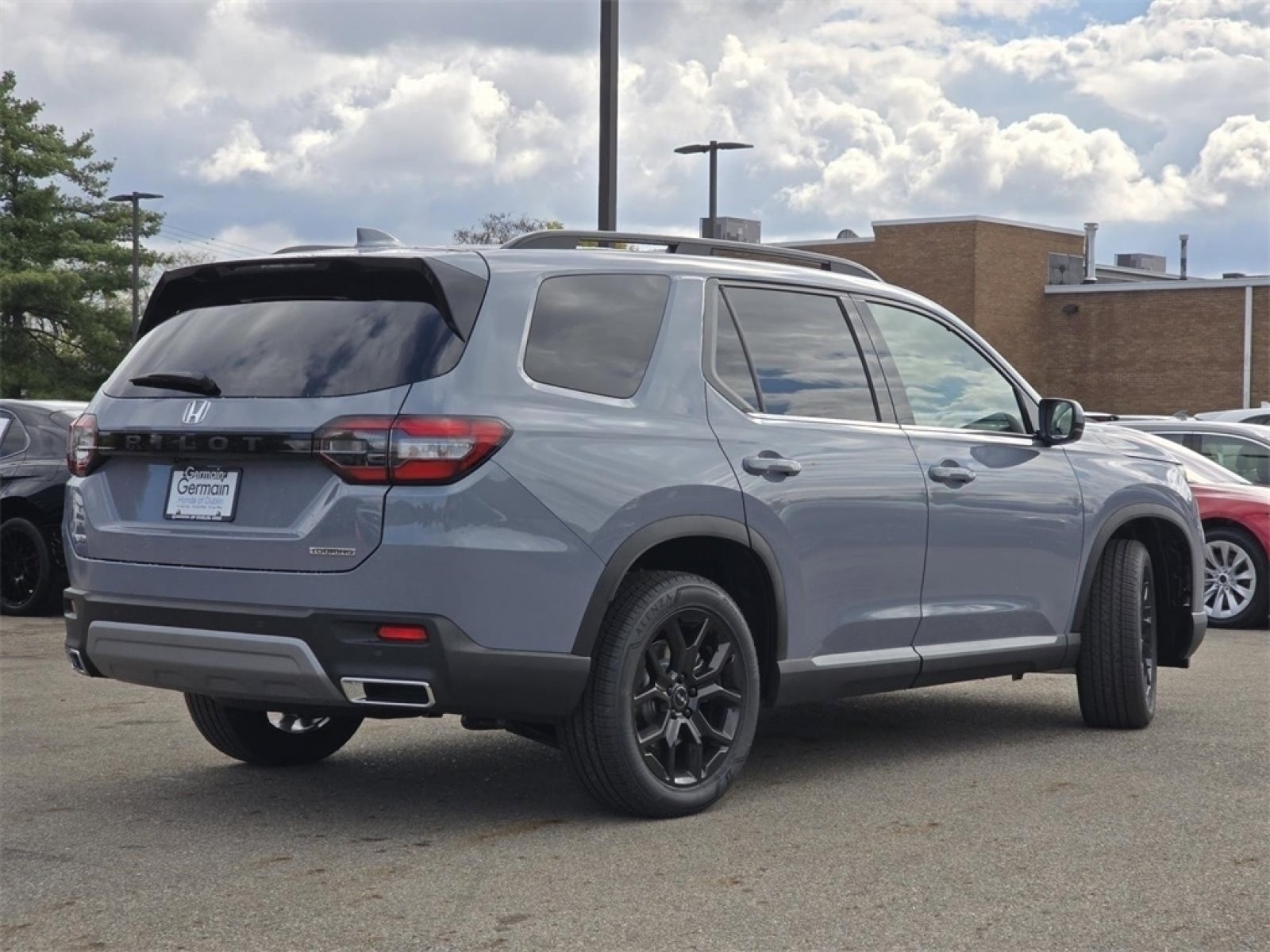 New 2025 Honda Pilot Touring image 21