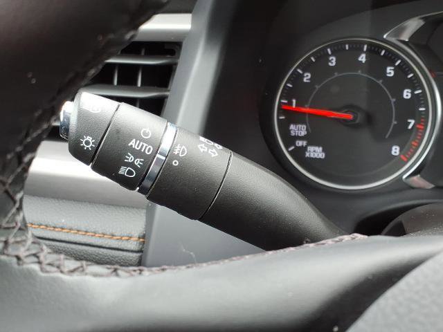 Used 2023 GMC Acadia AT4 w/ Preferred Package AWD/4WD image 20