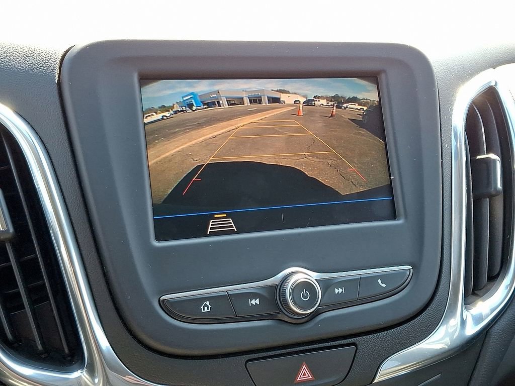 Used 2020 Chevrolet Equinox LT image 18