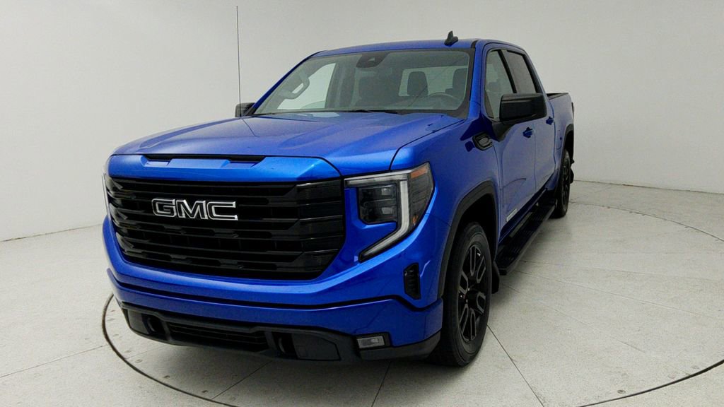 Used 2023 GMC Sierra 1500 Elevation w/ LPO, Elevation Black Package RWD image 4