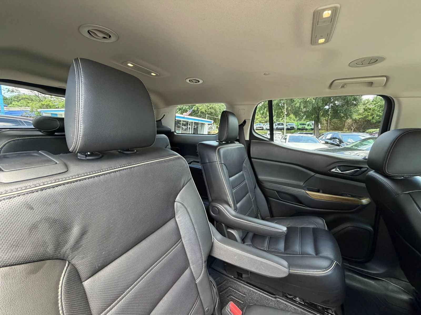 Used 2017 GMC Acadia Denali FWD image 34