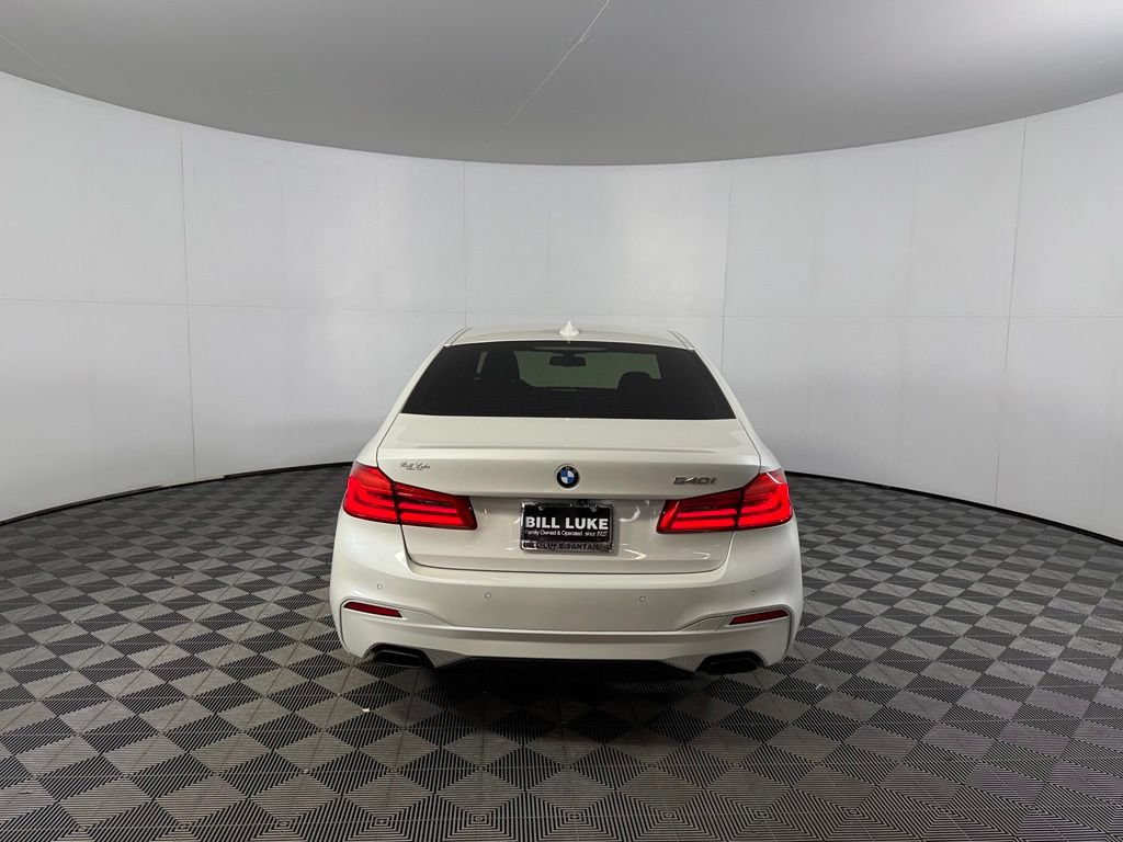 Used 2020 BMW 540i w/ Convenience Package RWD image 6