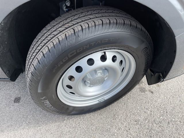 New 2026 Ford Maverick XL image 17