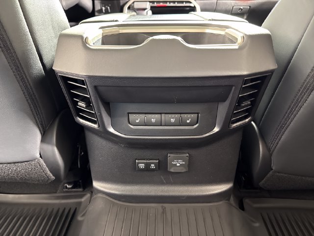 New 2026 Toyota Tundra Platinum w/ TRD Off-Road Package AWD/4WD image 23