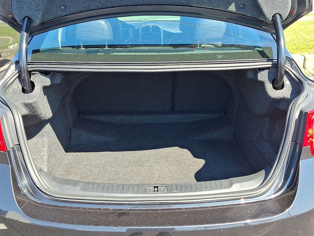 Used 2013 Chevrolet Malibu LT FWD image 29