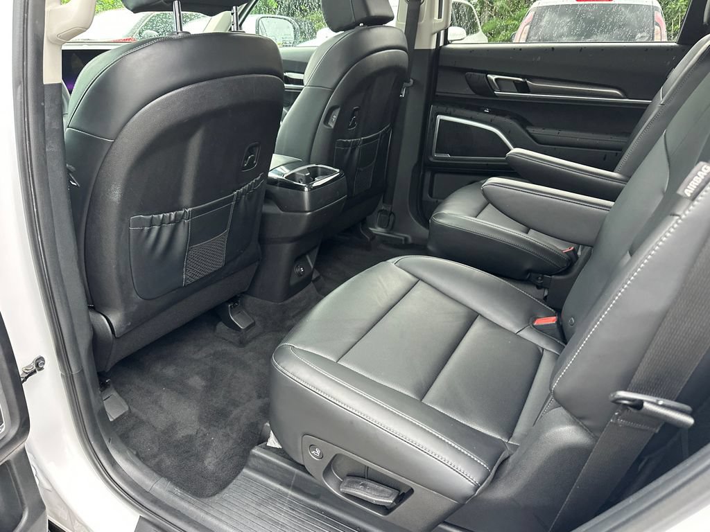 Certified 2023 Kia Telluride S w/ S Sunroof Package AWD/4WD image 19