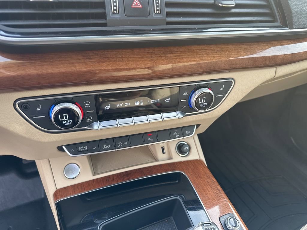 Used 2022 Audi Q5 2.0T Premium image 19