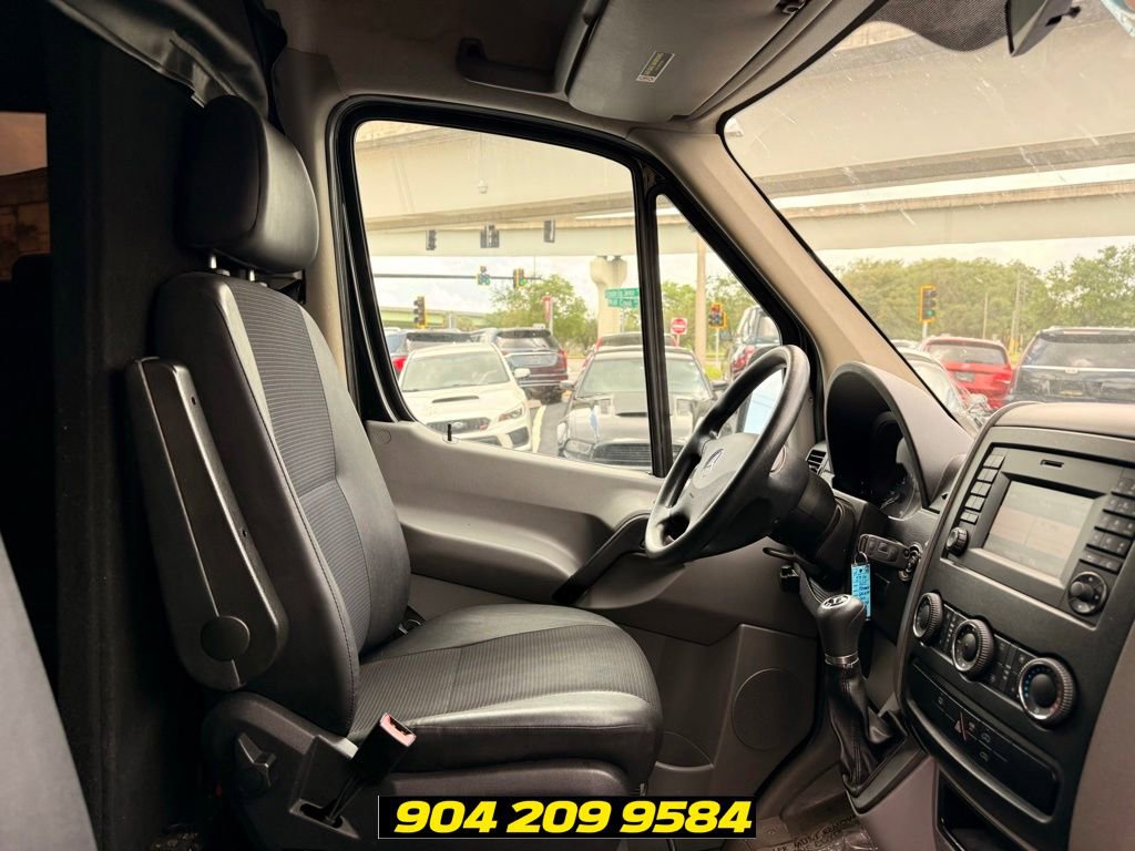 Used 2015 Mercedes-Benz Sprinter 3500 image 18