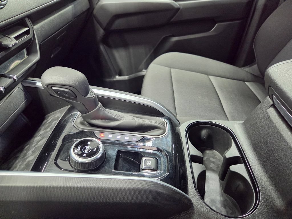 Used 2024 Chevrolet Colorado Trail Boss w/ Advanced Trailering Package AWD/4WD image 40