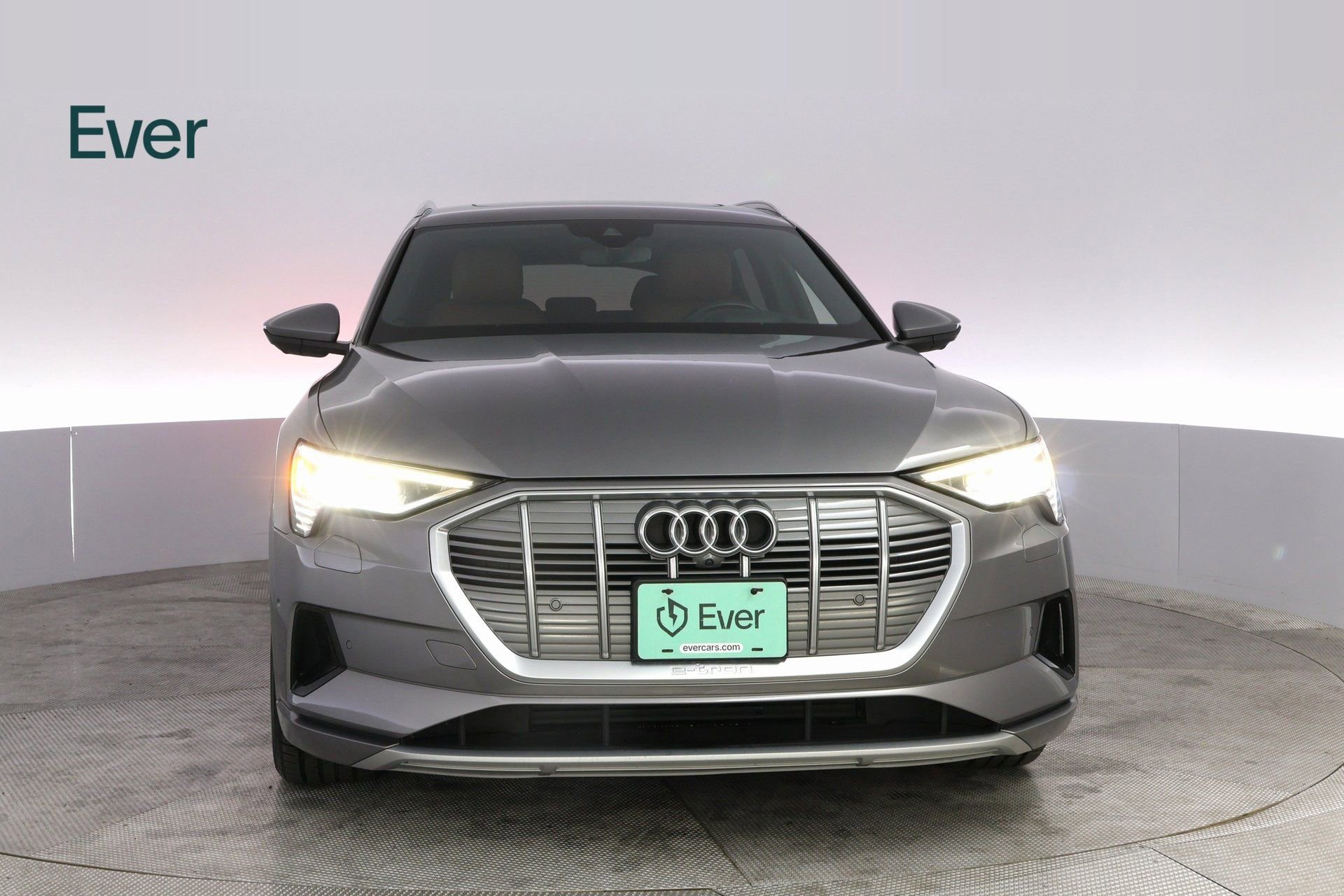 Used 2021 Audi e-tron Prestige w/ Prestige Package image 3
