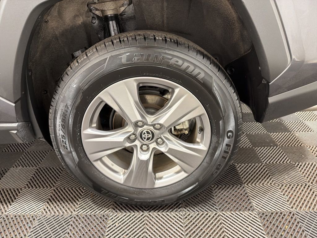 Used 2023 Toyota RAV4 XLE image 33