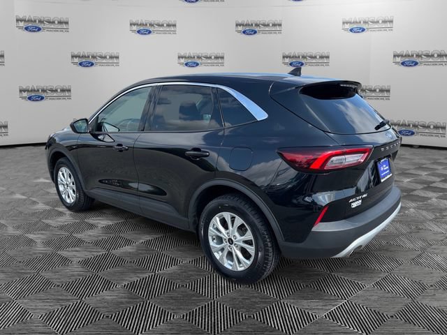 Certified 2023 Ford Escape Active AWD/4WD image 3