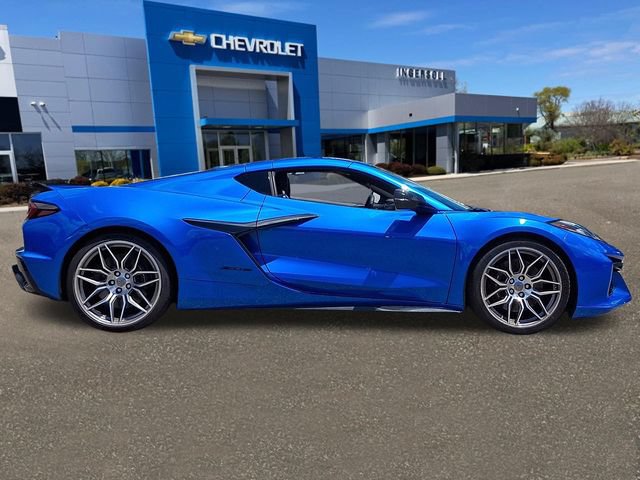Used 2025 Chevrolet Corvette Z06 RWD image 23